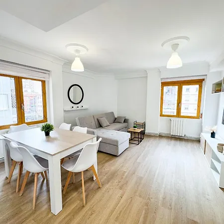 El Aguila Del Pilar Comotucasa *